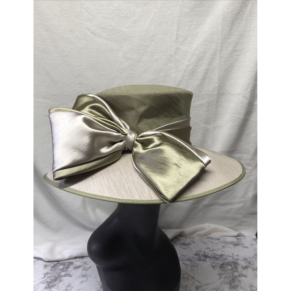 Giovannio By Emma B Womens Hat Green Tan Satin Bow Church Derby Sunday Best NWT
